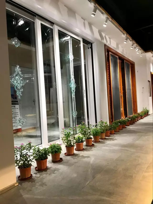 喬遷大吉｜亮閣門窗1000多平米全球營銷中心以及新展廳入伙啦！