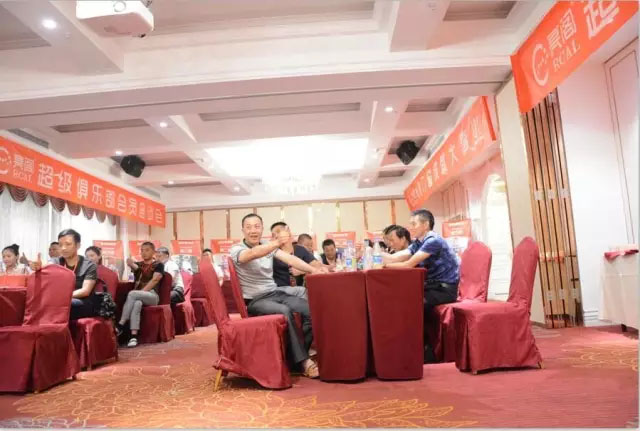亮閣門窗7月6日超級俱樂部座談會，熱烈歡迎全國各地經銷商家人們回家！