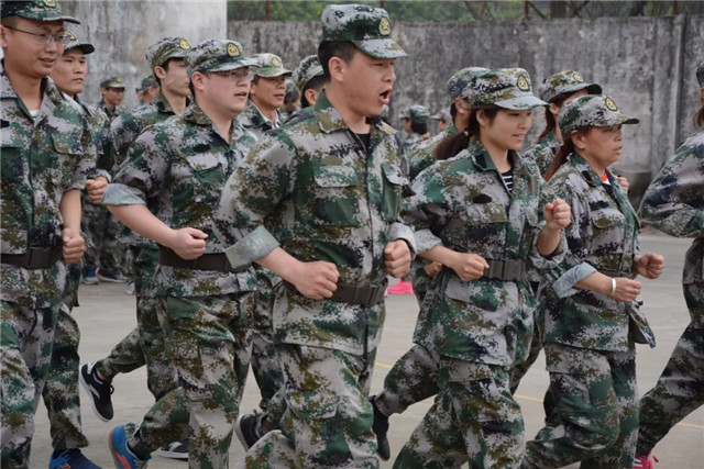 開工大吉｜振奮人心的軍訓，元宵的大禮，讓人感到每秒都震撼！