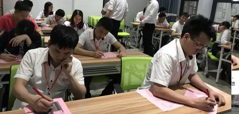 聚勢(shì)奮進(jìn)，共創(chuàng)新時(shí)代｜亮閣門窗新晉家人專業(yè)知識(shí)通關(guān)考核！