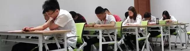 聚勢(shì)奮進(jìn)，共創(chuàng)新時(shí)代｜亮閣門窗新晉家人專業(yè)知識(shí)通關(guān)考核！