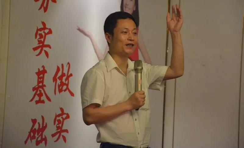 聚勢奮進,共創新時代|熱烈祝賀亮閣門窗導購精英培訓班(夯實基礎 做實訂單)圓滿結束!